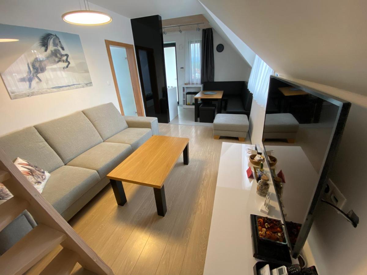 Apartman Zajko Liptovský Mikuláš Eksteriør billede